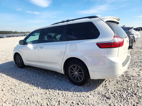 2015 TOYOTA SIENNA — DSRA