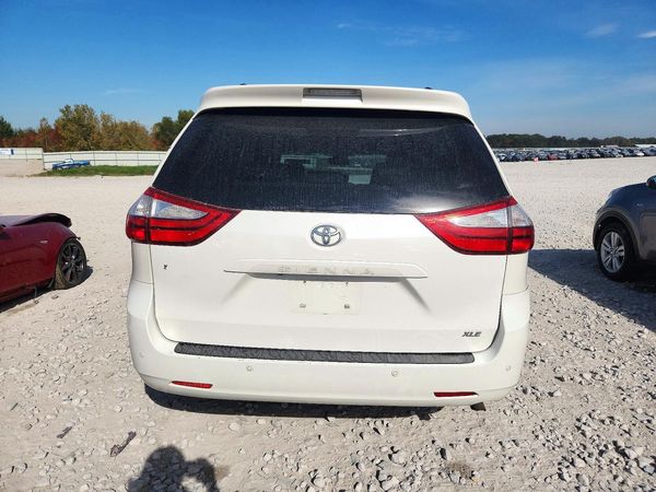 2015 TOYOTA SIENNA — DIRR