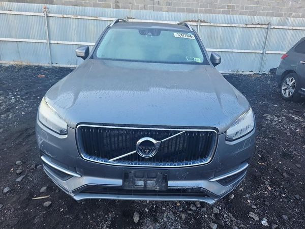 2017 VOLVO XC90 Momentum — DIRF