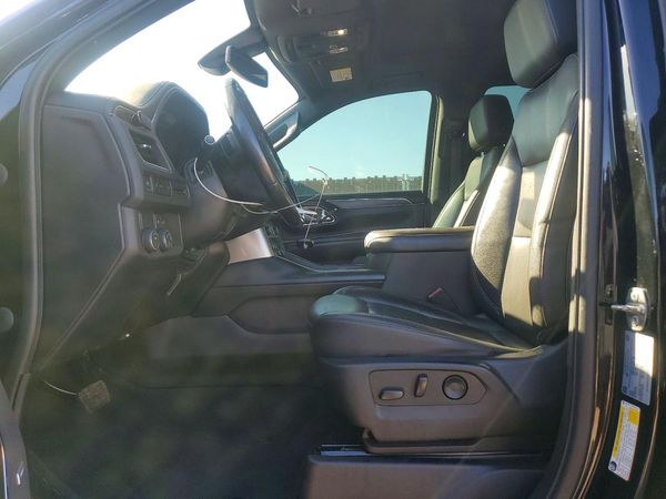 2021 CHEVROLET SUBURBAN LT — DENT