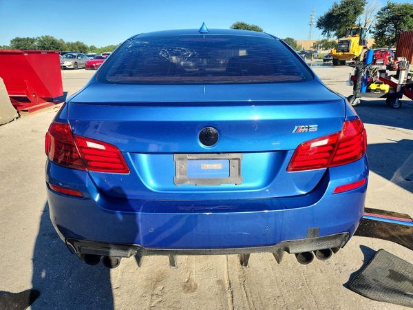 2016 BMW M5 — DIRR