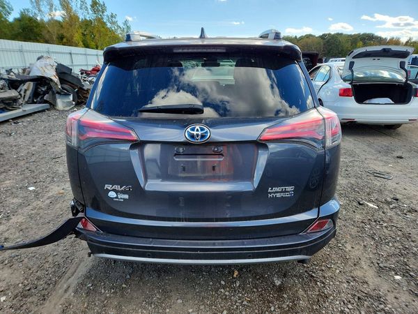 2018 TOYOTA RAV4 Ltd — DIRR