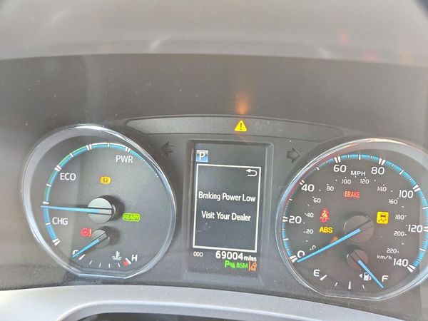 2018 TOYOTA RAV4 Ltd — ODOM
