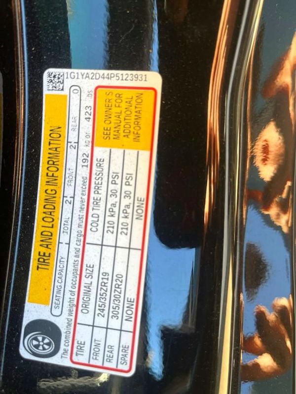2023 CHEVROLET CORVETTE Standard 1LT