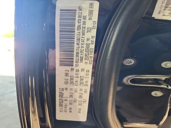2013 RAM 2500 SLT — VINS