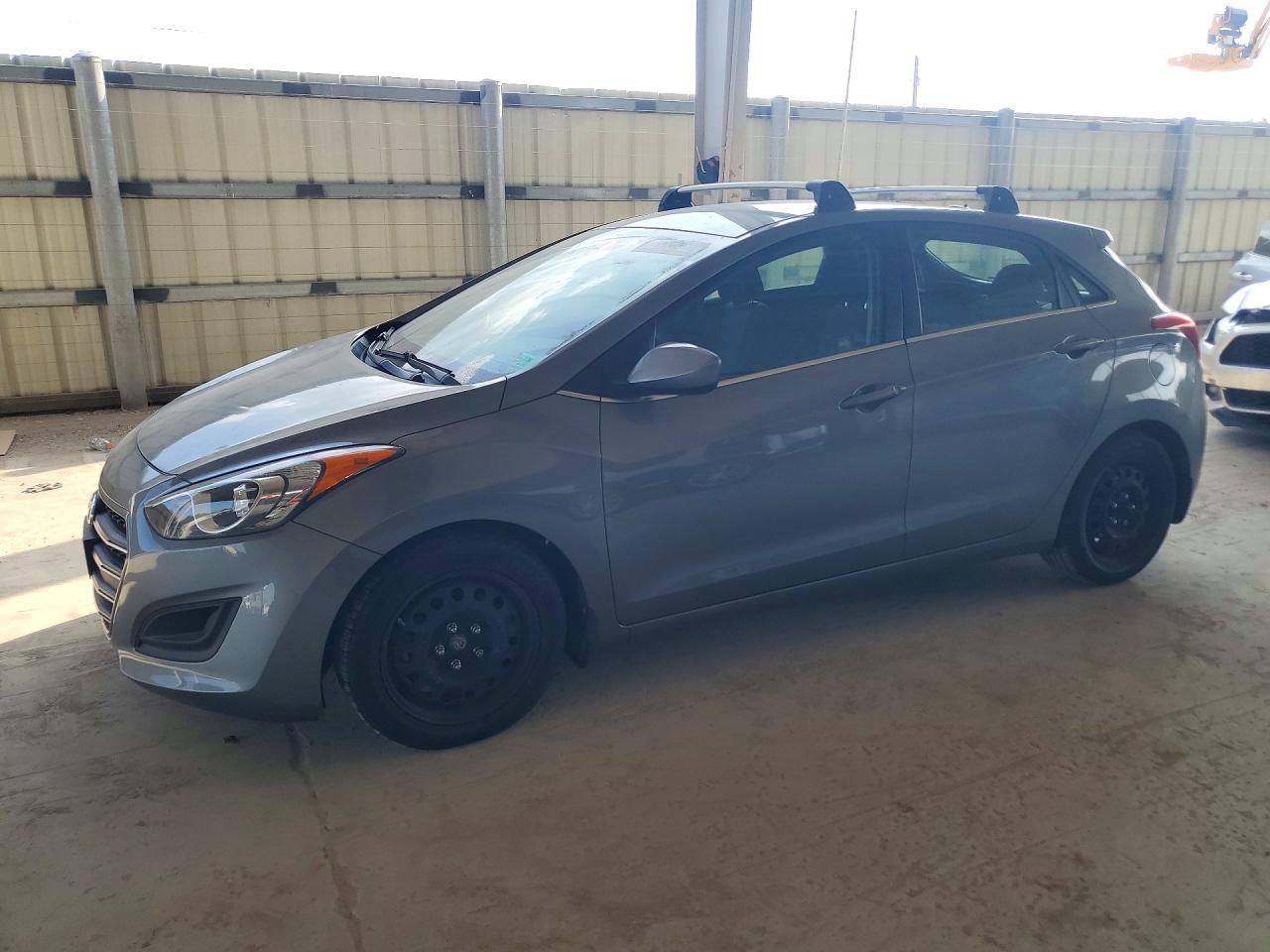2017 HYUNDAI ELANTRA — Front 3/4