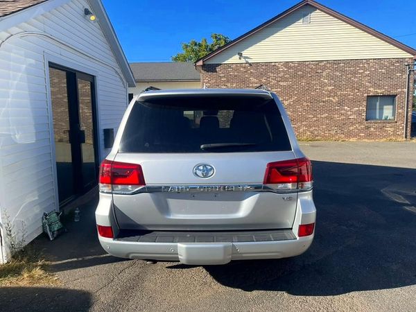 2018 TOYOTA LAND CRUISER VX-R