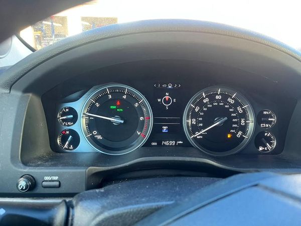 2018 TOYOTA LAND CRUISER VX-R