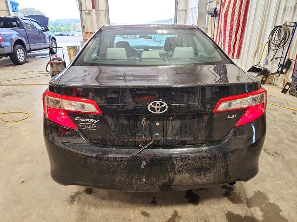 2013 TOYOTA CAMRY — DIRR