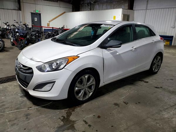 2014 HYUNDAI ELANTRA STD, Style, Tech — Front 3/4