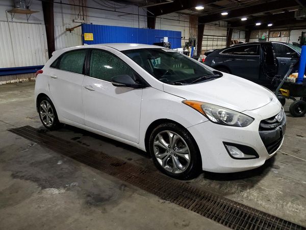 2014 HYUNDAI ELANTRA STD, Style, Tech — Passenger 3/4