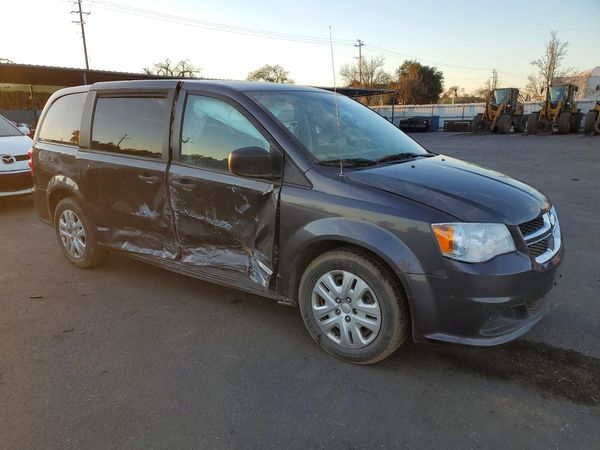 2019 DODGE GRAND CARAVAN SE