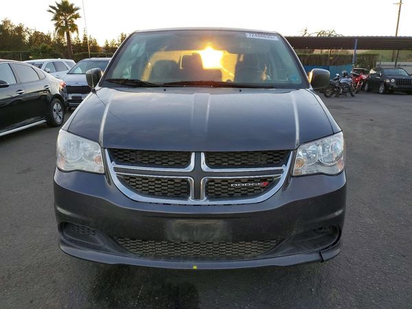 2019 DODGE GRAND CARAVAN SE