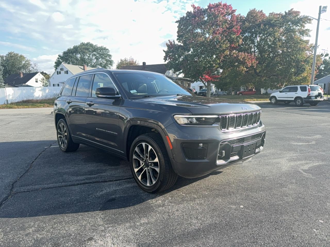 2022 JEEP GRAND CHEROKEE
