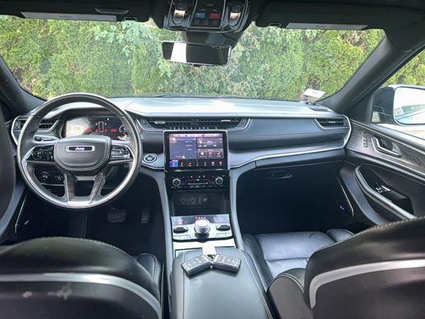 2022 JEEP GRAND CHEROKEE