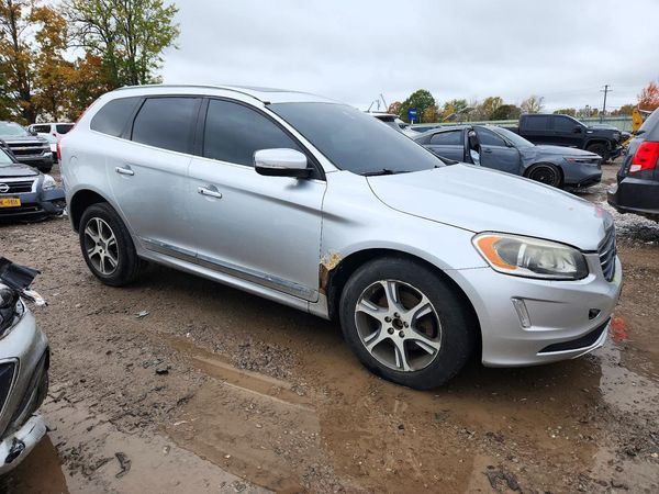 2014 VOLVO XC60 — Passenger 3/4