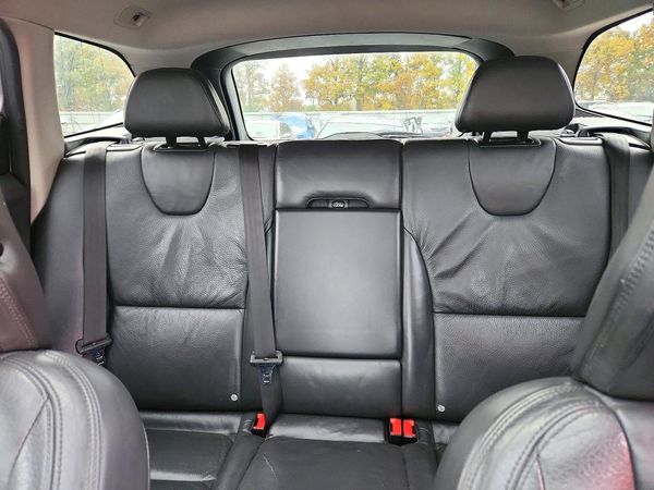 2014 VOLVO XC60 — SUVN
