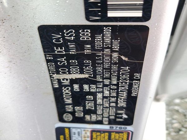 2018 KIA FORTE LX Base — VINS