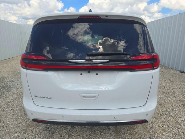 2026 CHRYSLER PACIFICA Select — DIRR