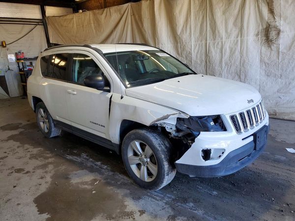 2016 JEEP COMPASS Sport — Passenger 3/4