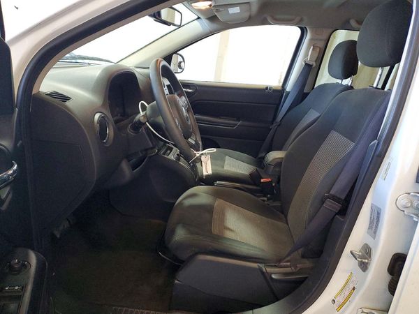 2016 JEEP COMPASS Sport — DENT