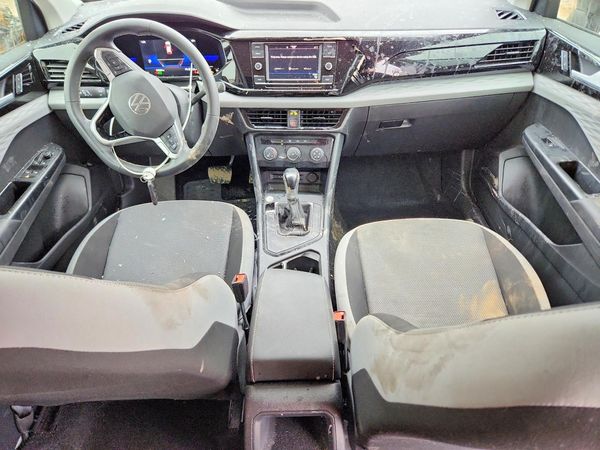 2022 VOLKSWAGEN TAOS