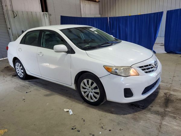 2013 TOYOTA COROLLA — Passenger 3/4