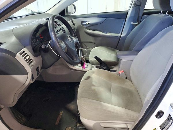 2013 TOYOTA COROLLA — DENT