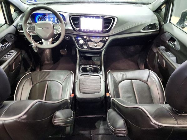 2026 CHRYSLER PACIFICA Limited — CKPT