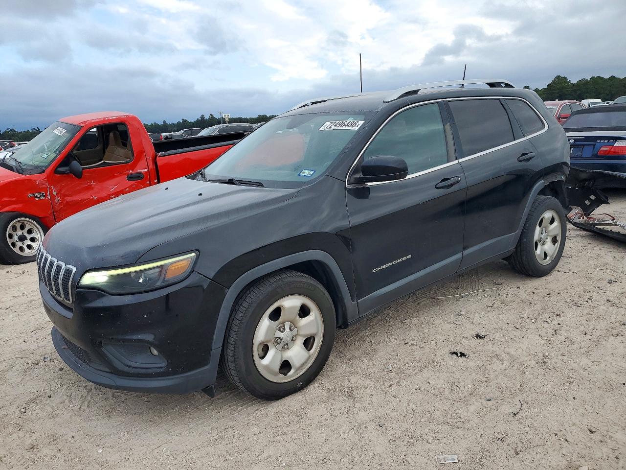 2019 JEEP CHEROKEE — Front 3/4