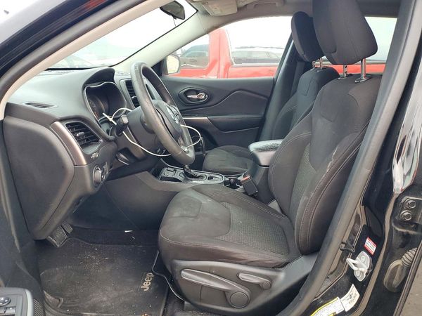 2019 JEEP CHEROKEE — DENT