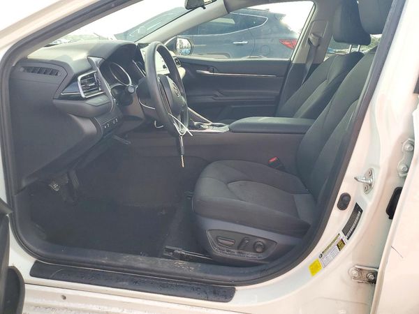 2023 TOYOTA CAMRY LE — DENT