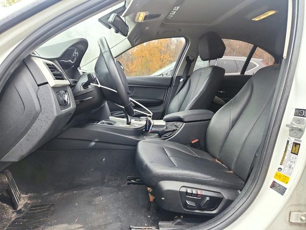 2015 BMW 320 SA — DENT