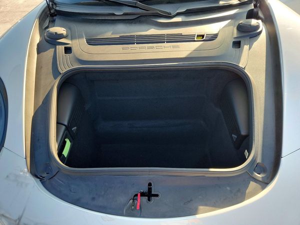 2014 PORSCHE 911 S (2WD), 4S (4WD) — Engine bay