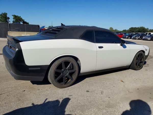 2016 DODGE CHALLENGER SXT Plus — PSRA
