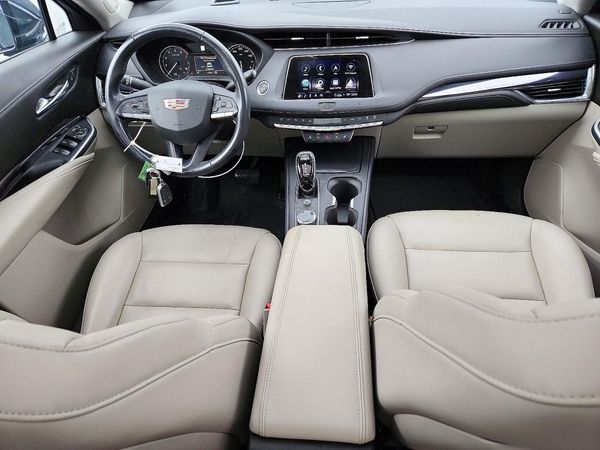 2021 CADILLAC XT4 Luxury — CKPT