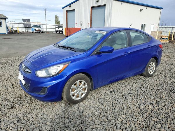 2013 HYUNDAI ACCENT — DSFA — Front 3/4