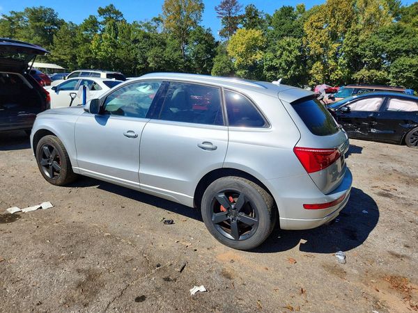 2012 AUDI Q5 Premium Plus — DSRA