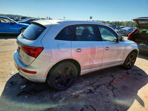 2012 AUDI Q5 Premium Plus — PSRA