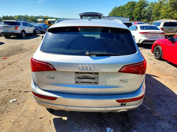 2012 AUDI Q5 Premium Plus — DIRR