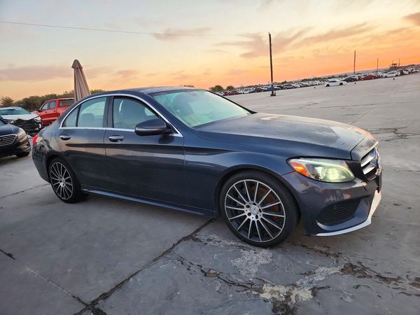 2016 MERCEDES-BENZ C C300