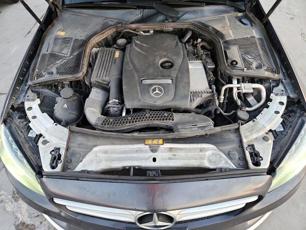 2016 MERCEDES-BENZ C C300