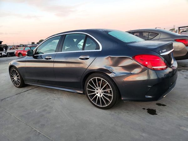 2016 MERCEDES-BENZ C C300