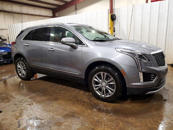 2022 CADILLAC XT5 Premium Luxury — Passenger 3/4