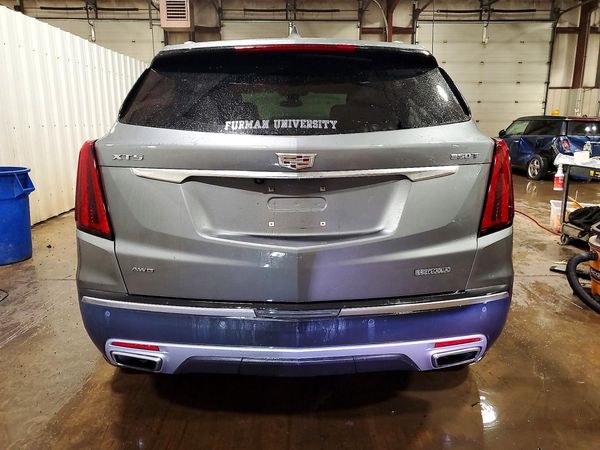 2022 CADILLAC XT5 Premium Luxury — DIRR