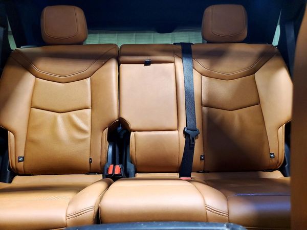 2022 CADILLAC XT5 Premium Luxury — SUVN