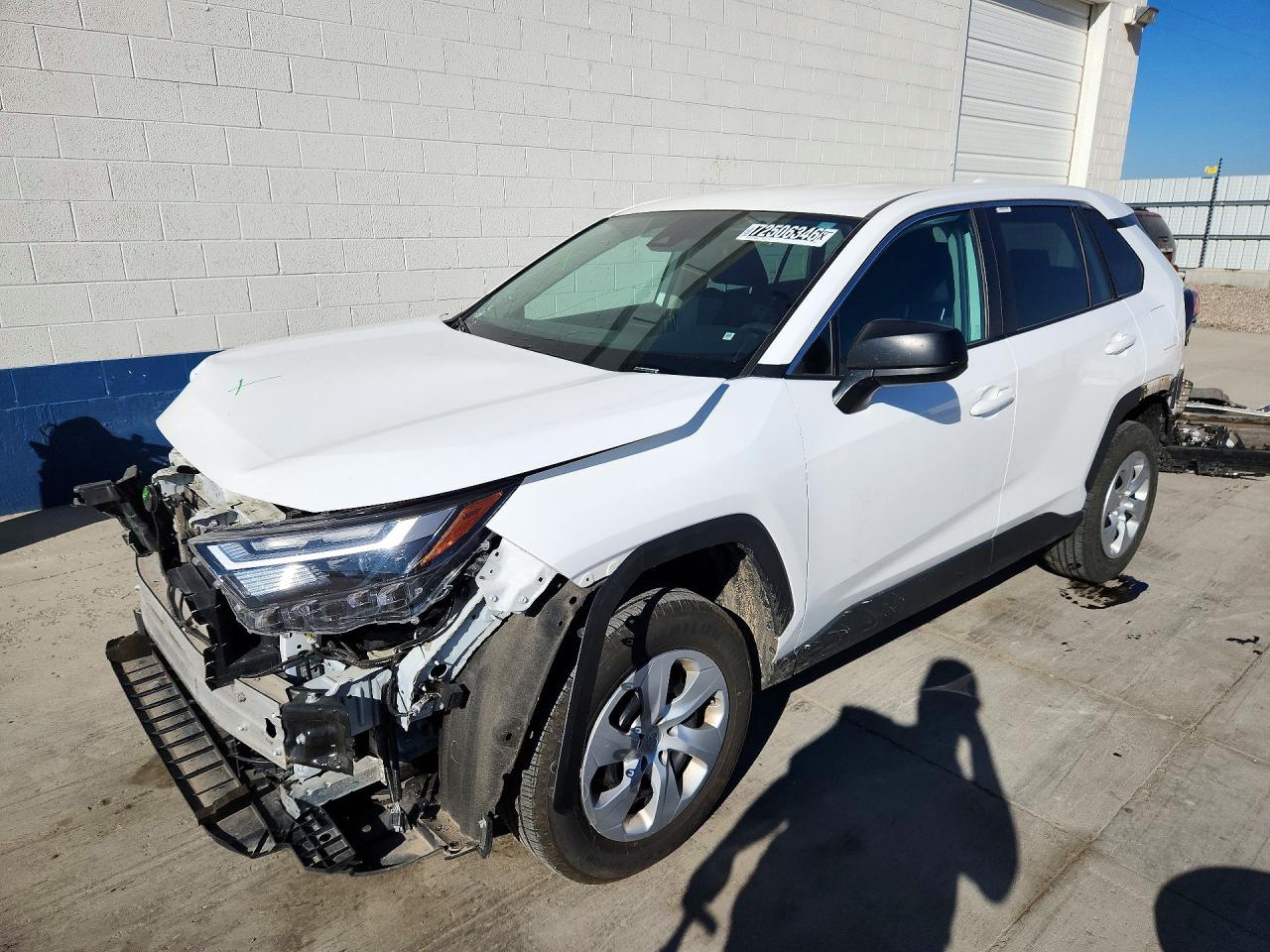 2025 TOYOTA RAV4 — Front 3/4