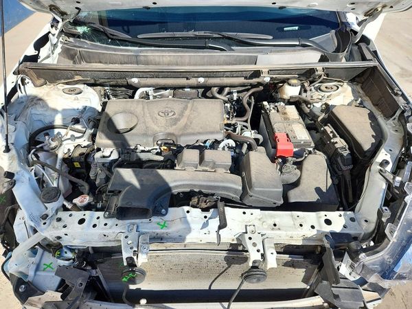 2025 TOYOTA RAV4 — Engine bay