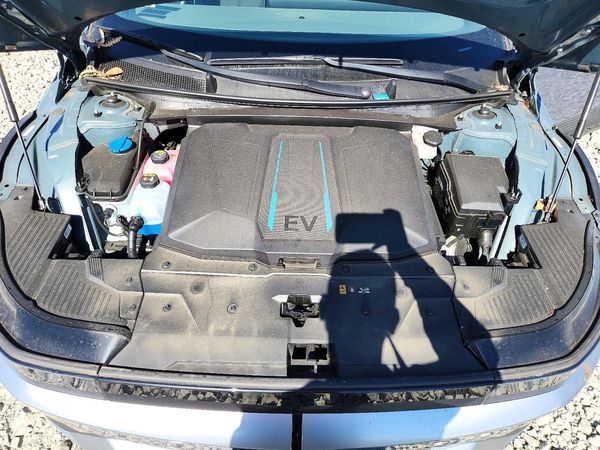 2024 HYUNDAI IONIQ SE — Engine bay