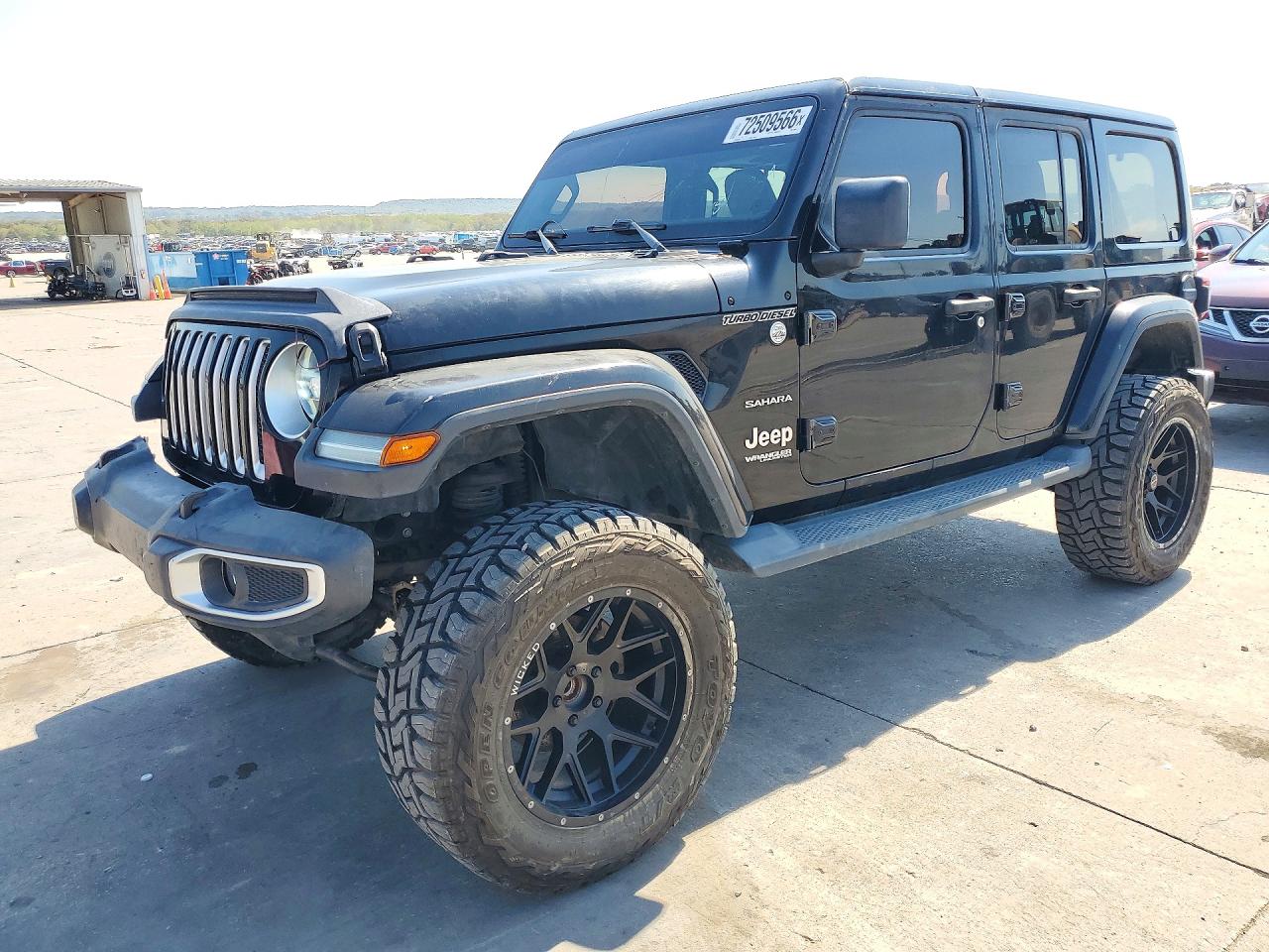 2020 JEEP WRANGLER UNLIMITED Unlimited Sahara — Front 3/4